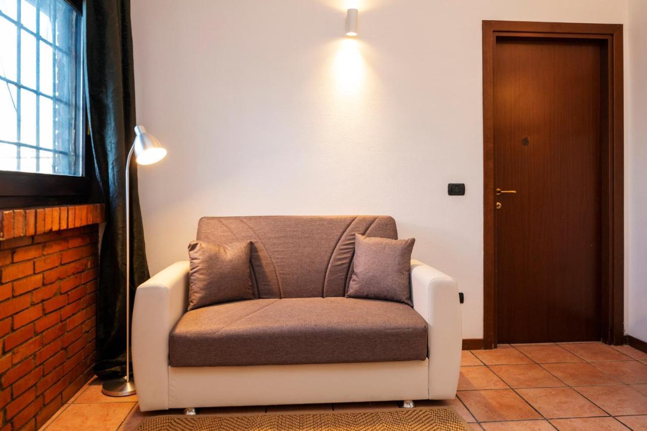 Residence San Raffaele 1 밀라노 외부 사진
