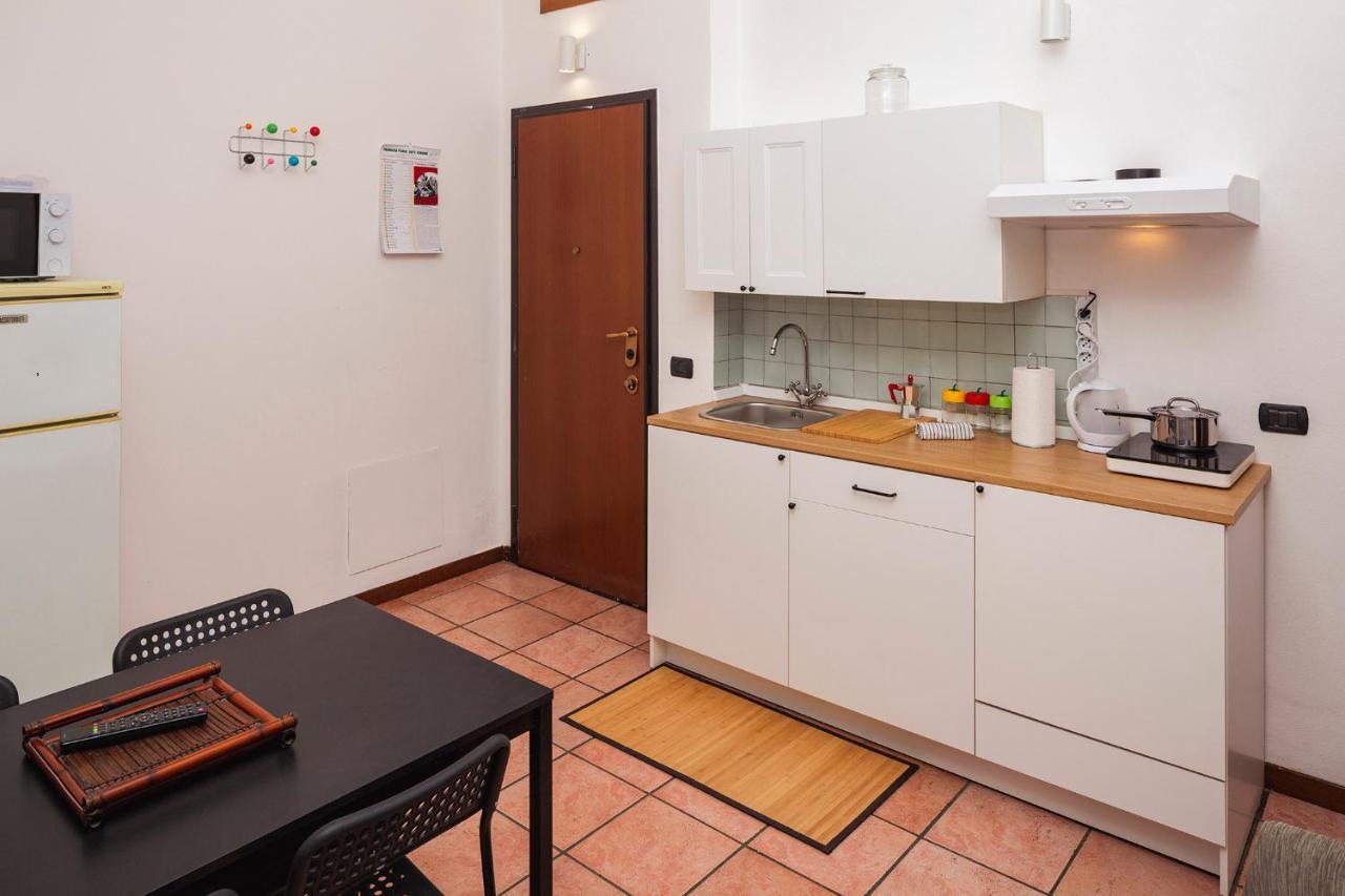 Residence San Raffaele 1 밀라노 외부 사진