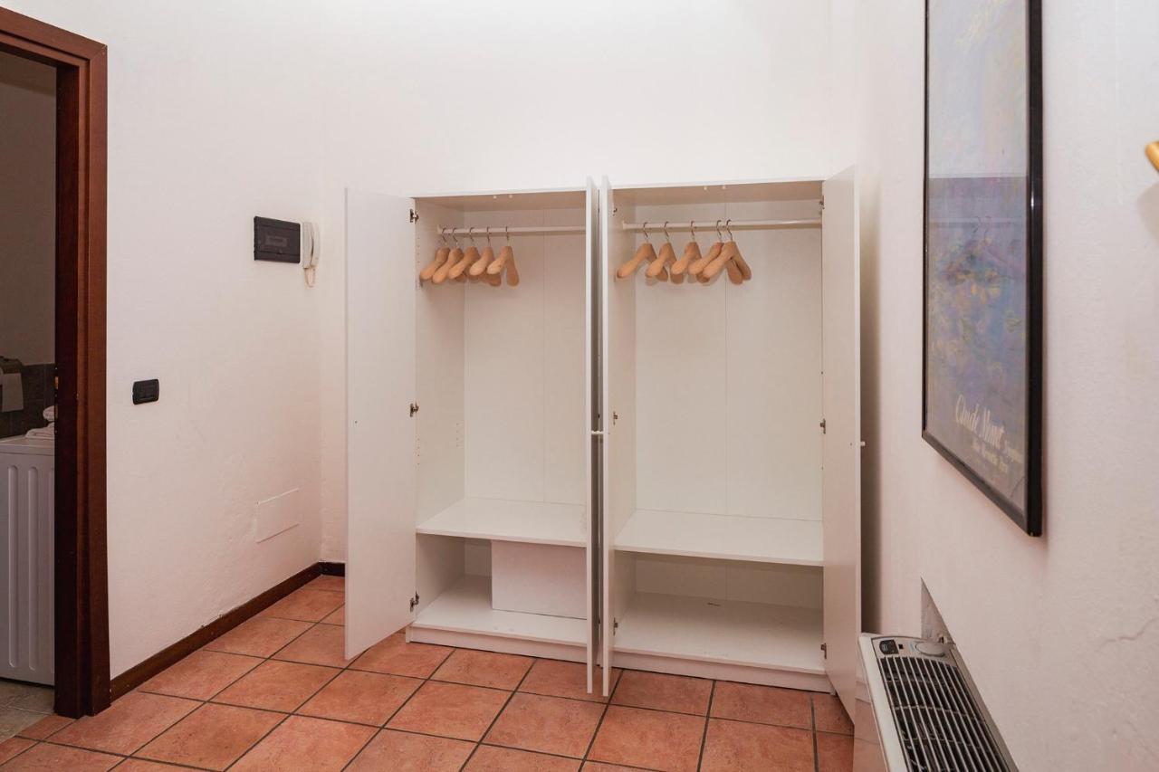 Residence San Raffaele 1 밀라노 외부 사진