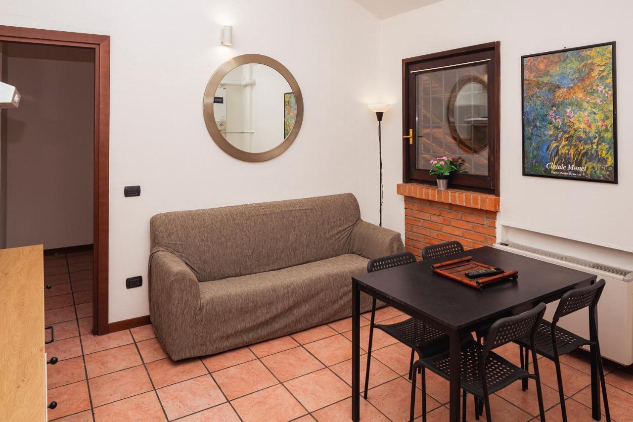 Residence San Raffaele 1 밀라노 외부 사진